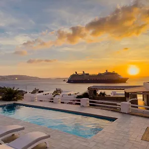 With-inn Mykonos Tourlos