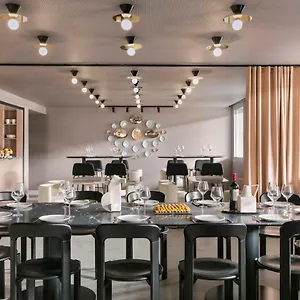 Otel Okko Gare De L'est, Paris
