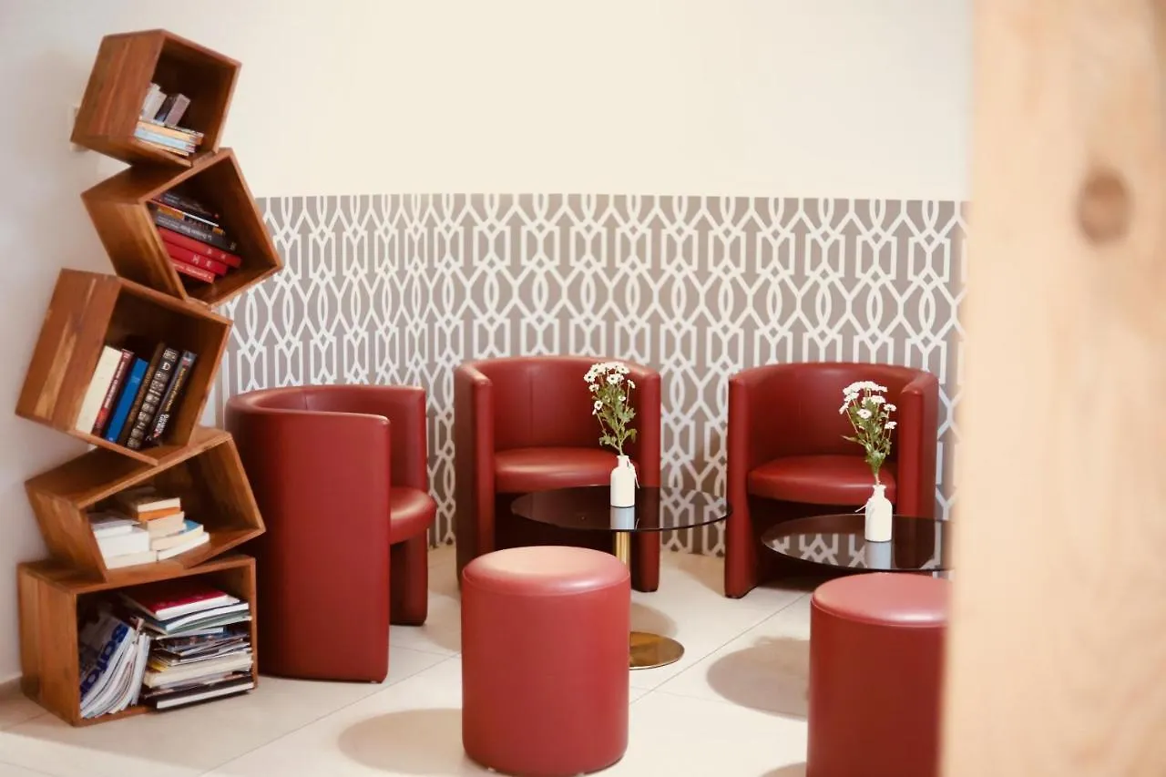 פריז Hotel Bresil Opera Spa 3*,  צרפת