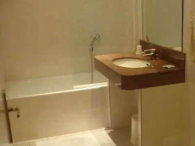 Hotel Bresil Opera Spa Paris 3*,